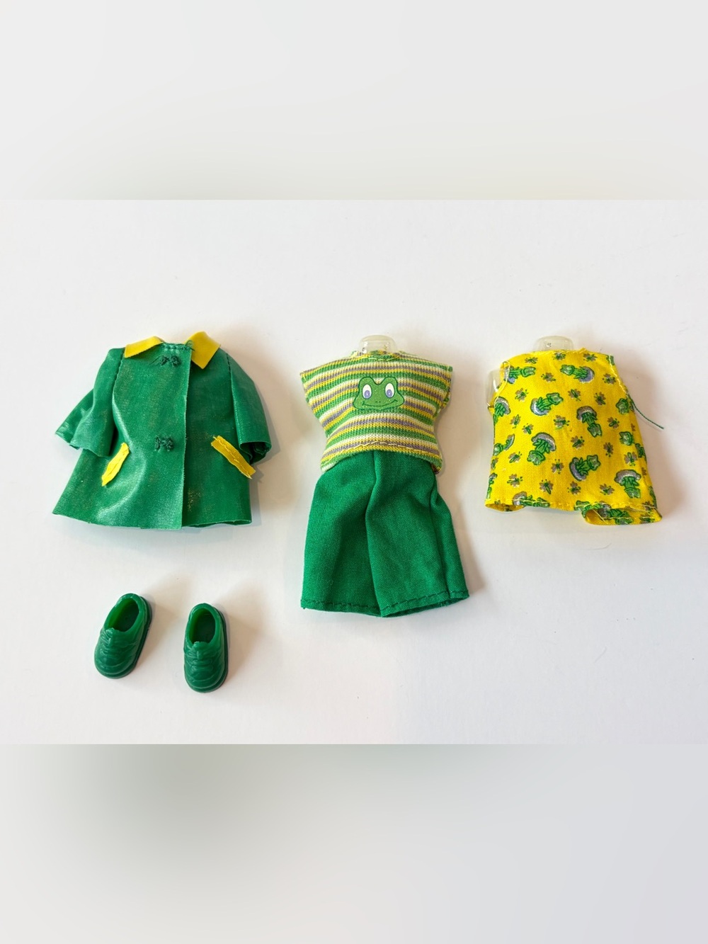 Barbie Kelly Fashion Avenue Frog Outfits
